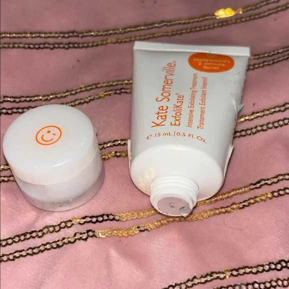 Kate Somerville ExfoliKate New - Picture 9 of 11